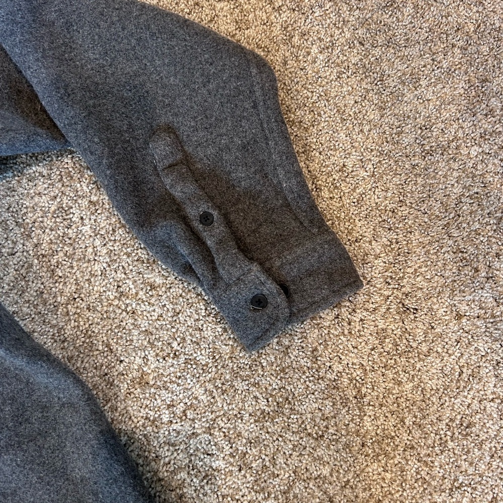 J. Peterman Wool and Cashmere Blend Button Down Grey Shirt. Thick. Outdoor. XL - Picture 3 of 11